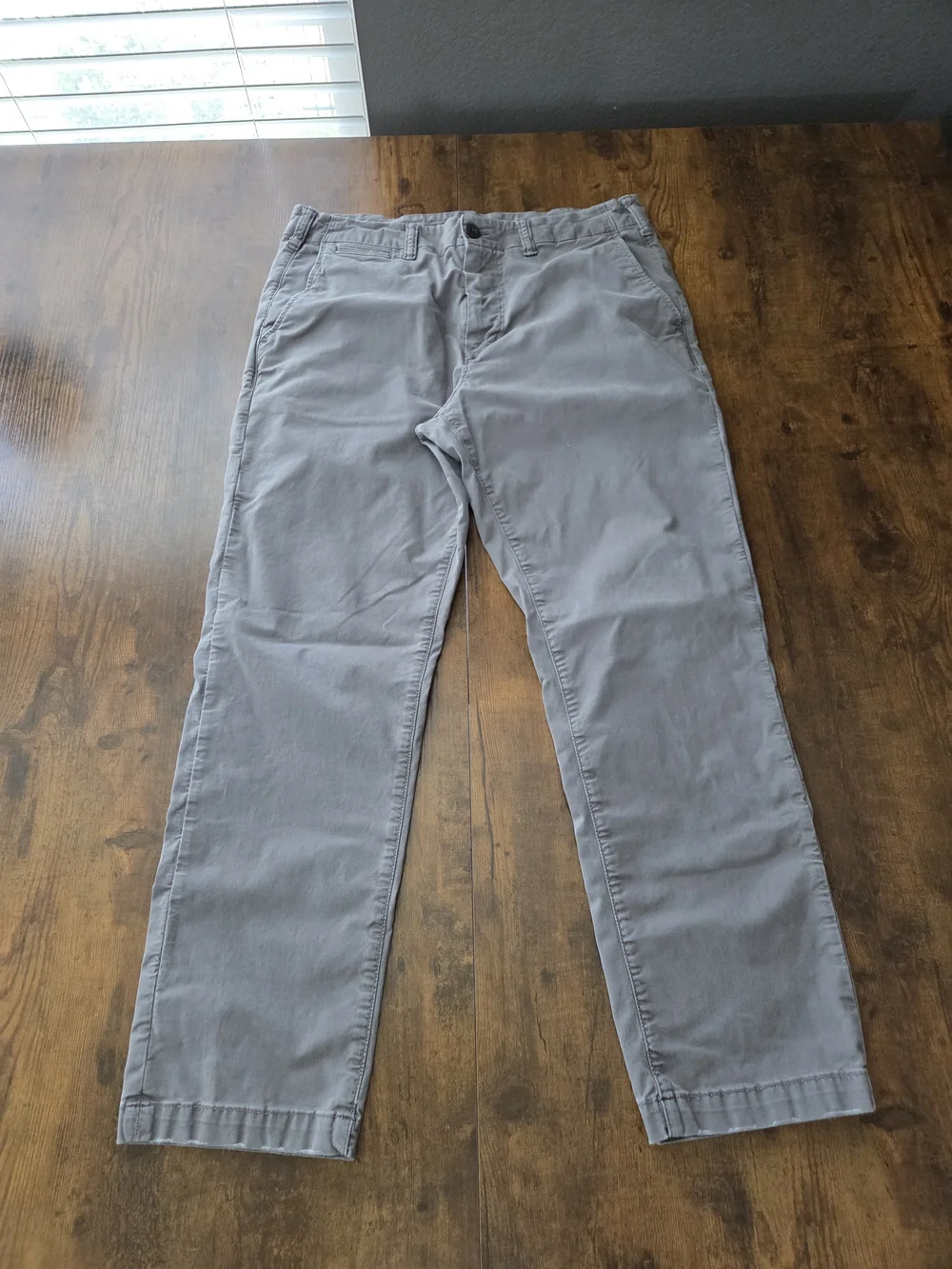 American Eagle Outfitters Mens Lived In Original Straight Chino Pants 33x30